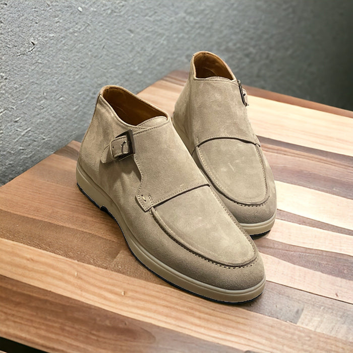 Bergamo limited || suede sand